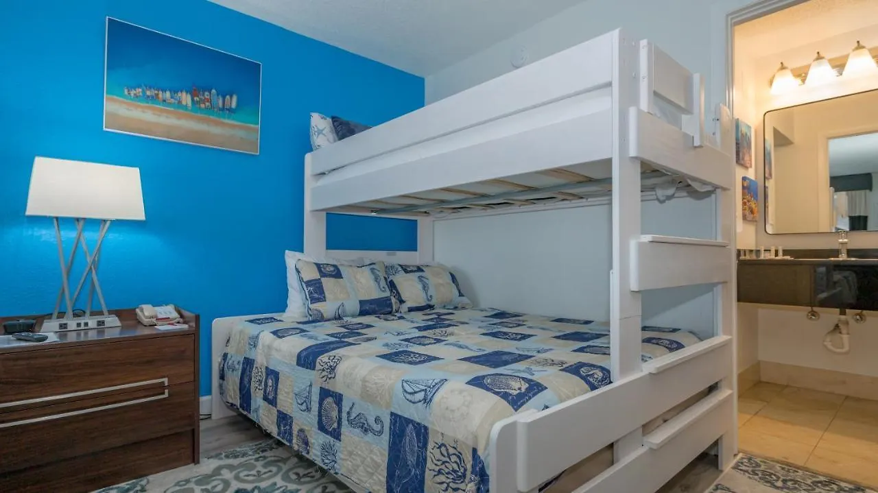 Sarasota Cay Club #614 Bunk Bed, Heated Pool, Tiki Bar, More! location